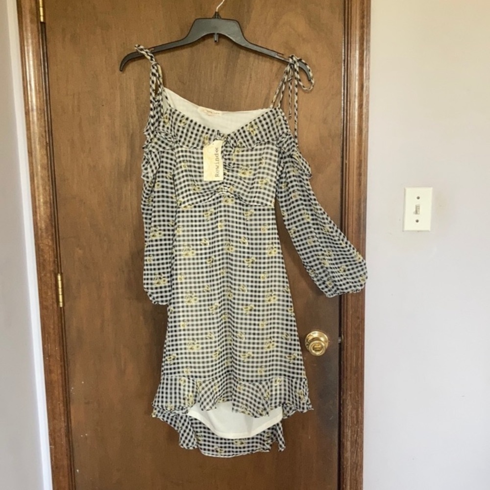 rewind dress check flower print cut out in back w ruffle XL jrs